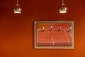 Hotel Olympic Paris Boulogne by Patrick Hayat