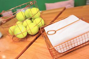 Hotel Olympic Paris Boulogne by Patrick Hayat