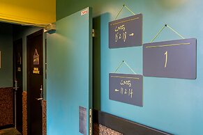 Hotel Olympic Paris Boulogne by Patrick Hayat