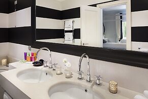 Pepoli9 Design Suites in Rome