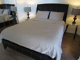 Romantic Studio with Bay View