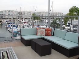 Cozy Place in Tahiti Way