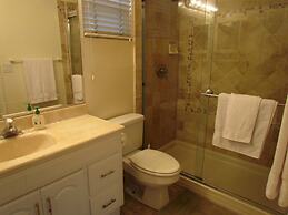 3 Bedroom Duplex with Ocean View