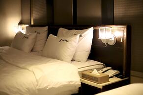 T Hotel