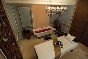 Bali Paragon Resort Hotel