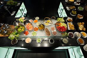 Bali Paragon Resort Hotel