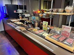 Brit Hotel Confort Montauban