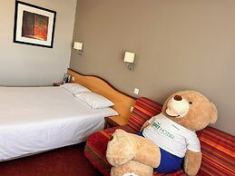 Brit Hotel Confort Montauban