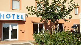 Brit Hotel Confort Montauban