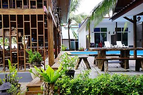 Apple Beachfront Resort