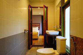 Apple Beachfront Resort