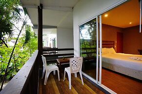 Apple Beachfront Resort