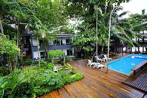 Apple Beachfront Resort