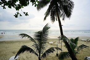 Apple Beachfront Resort