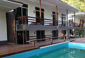 Apple Beachfront Resort