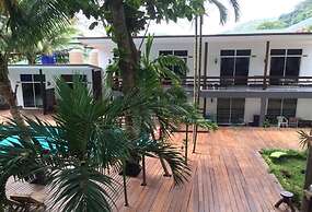 Apple Beachfront Resort