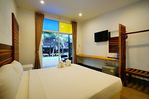 Apple Beachfront Resort