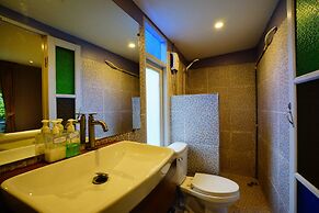 Apple Beachfront Resort