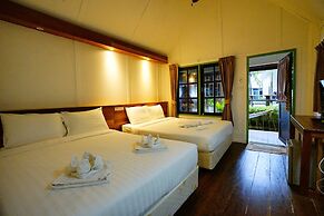 Apple Beachfront Resort