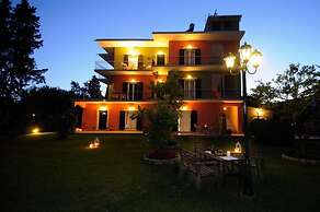 Efi & Sofia Apartments