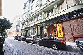 Amber Terrace Studio