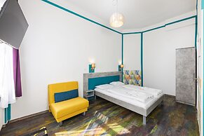 Amber Terrace Studio