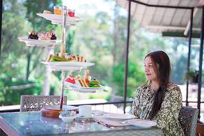 Araliya Green Hills - Where Historic Charm Mingles with Natural Beauty