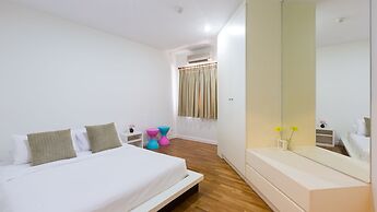 Baan Poolom Beachfront Condominium