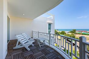 Baan Poolom Beachfront Condominium