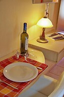 Irida Apartments by Estia