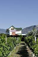 Crowsnest Vineyards Guesthouse