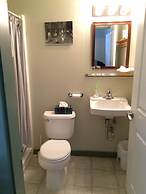 Crowsnest Vineyards Guesthouse