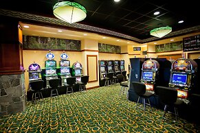 Lucky 7 Casino & Hotel – Howonquet Lodge