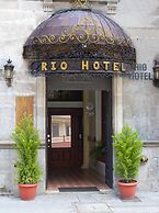Rio Hotel