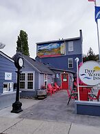Deep Water Inn
