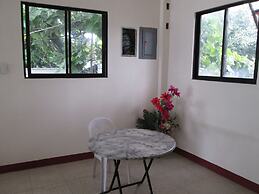 AJ Travellers Inn Annex