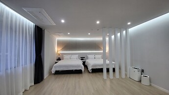 Browndot Gwangju Sangmu