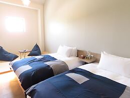 HULL Osaka Hokko Marina