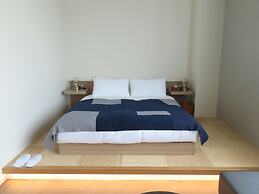 HULL Osaka Hokko Marina