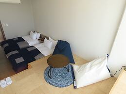 HULL Osaka Hokko Marina