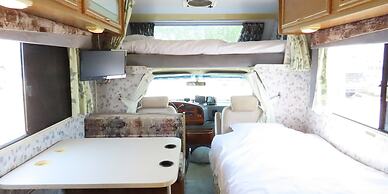 HULL Osaka Hokko Marina