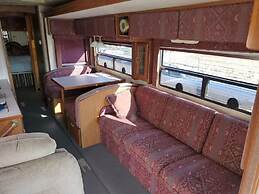 HULL Osaka Hokko Marina