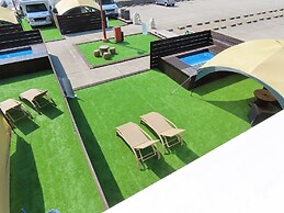 HULL Osaka Hokko Marina