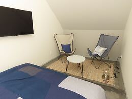 HULL Osaka Hokko Marina