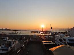 HULL Osaka Hokko Marina