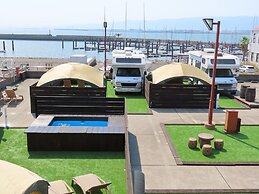 HULL Osaka Hokko Marina