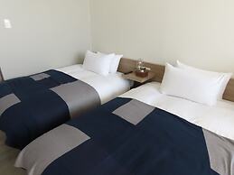 HULL Osaka Hokko Marina