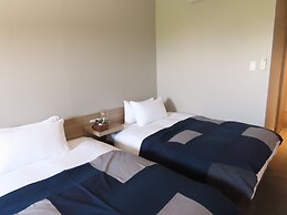 HULL Osaka Hokko Marina