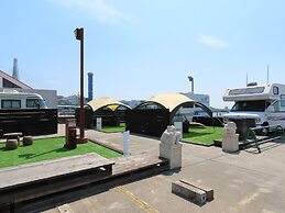 HULL Osaka Hokko Marina