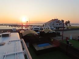 HULL Osaka Hokko Marina